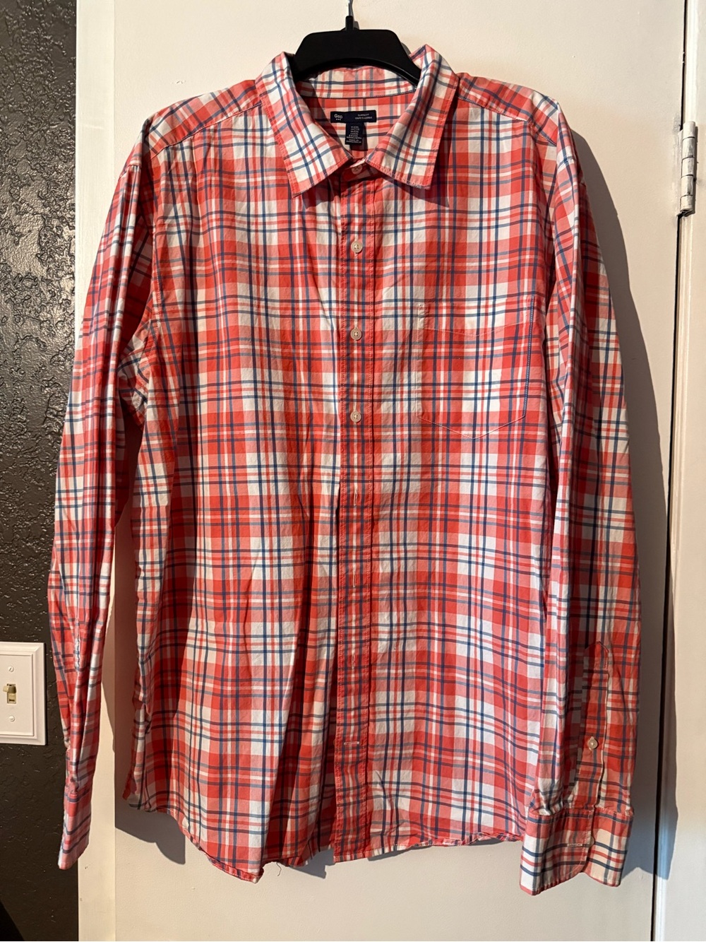 GAP Men's Coral, White & Blue Plaid Button-Down Shirt